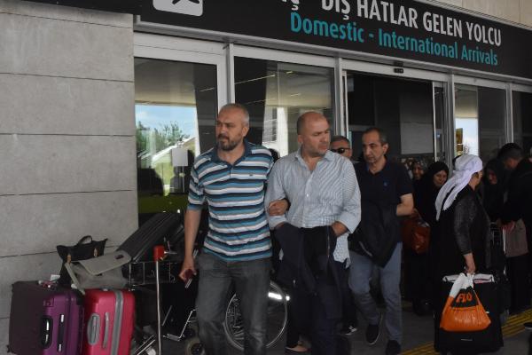 FETÖ şüphelisi 2 iş adamı yurda döndü