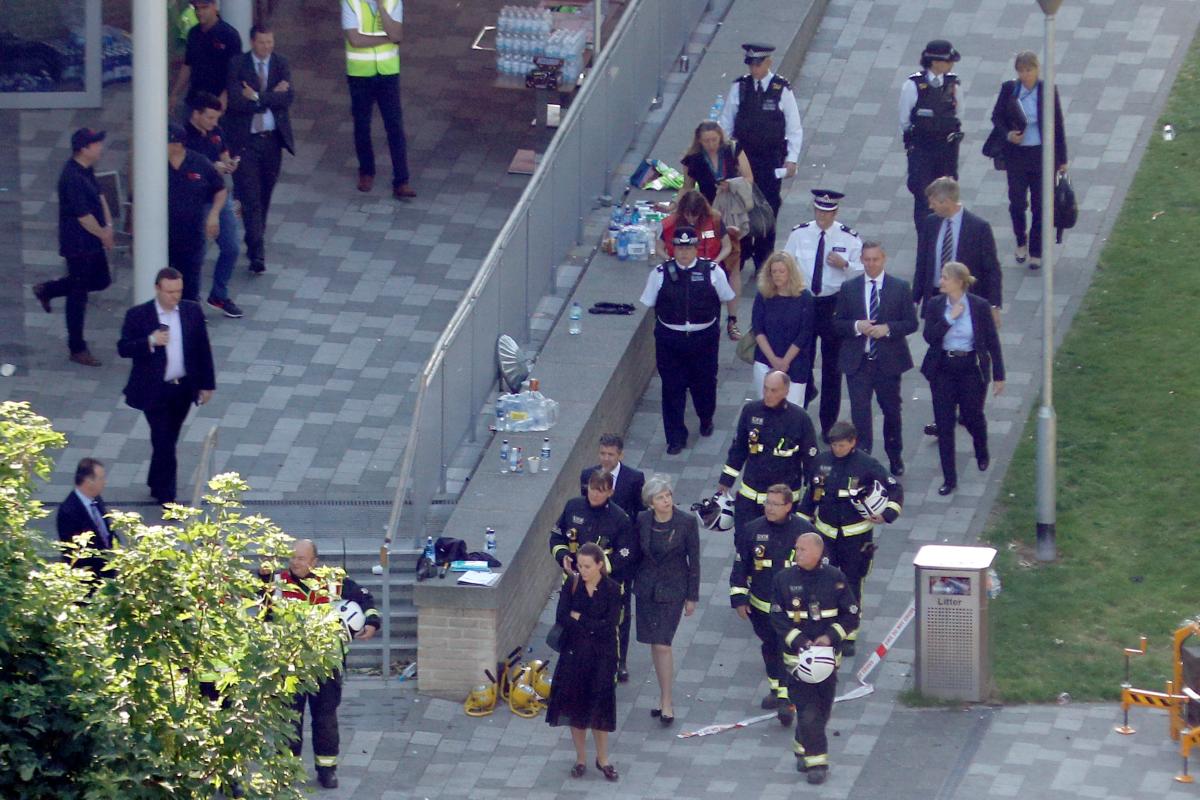 Londra'daki yangında ölenlerin sayısı yükseldi