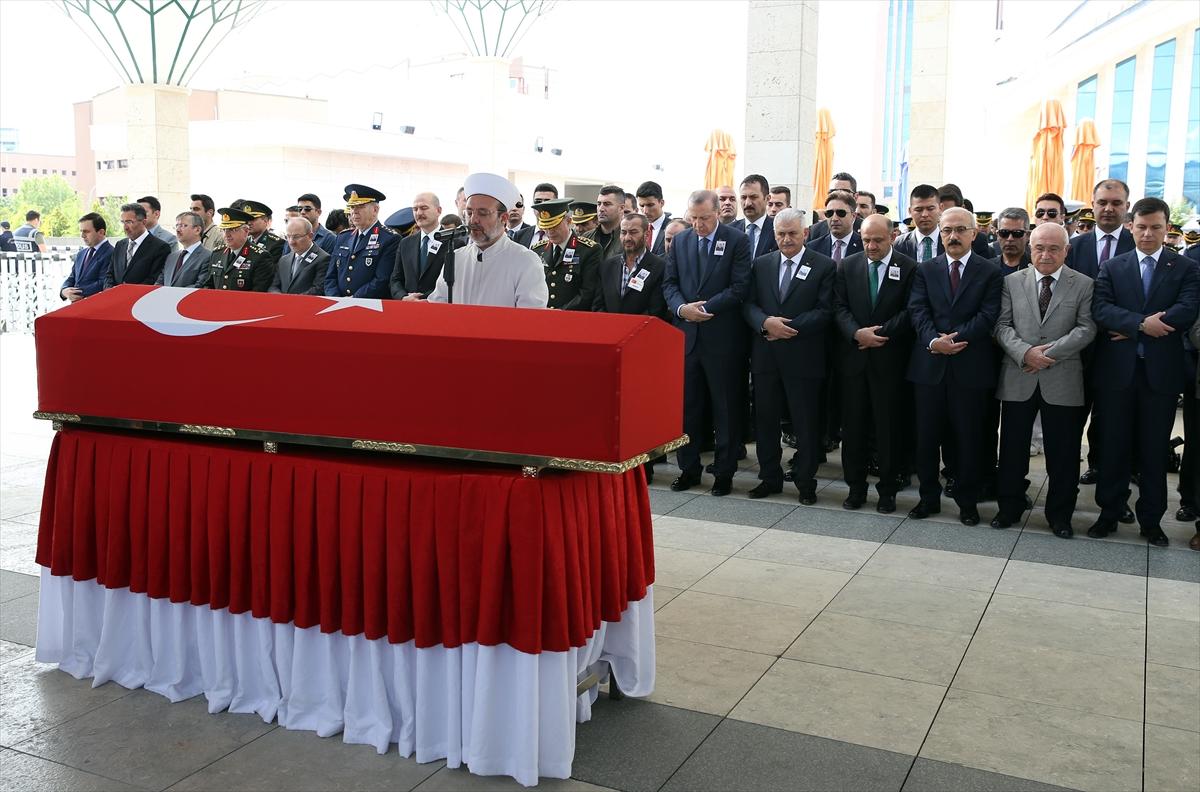 Şehit Büyüksoy son yolculuğuna uğurlandı