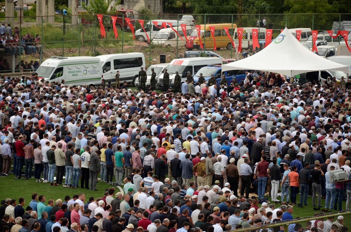 Çukurca şehidi Uzman Çavuş Onur Tiken'e veda
