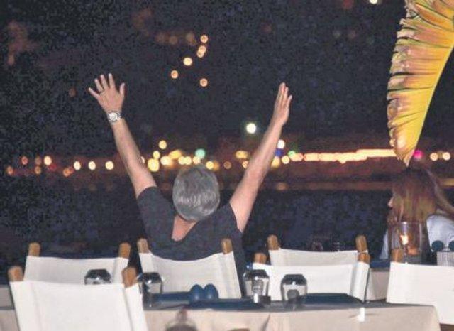 Deniz Seki'nin aşk tatili