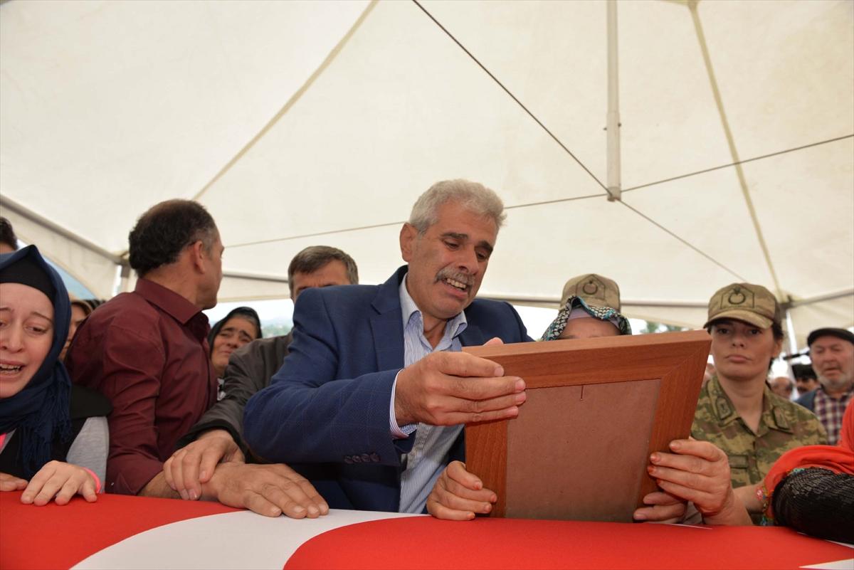 Çukurca şehidi Uzman Çavuş Onur Tiken'e veda