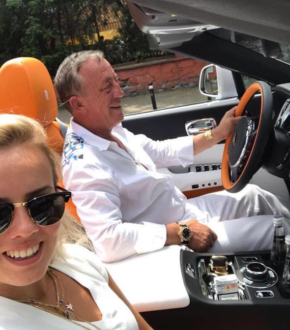 Ağaoğlu'nun Babalar Günü hediyesi