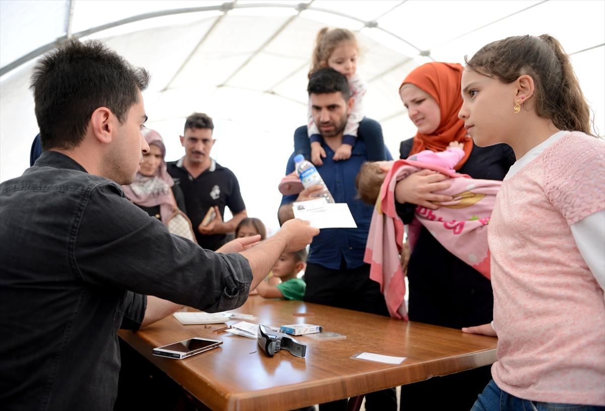 Türkiye'den Suriye'ye geçişler sona erdi