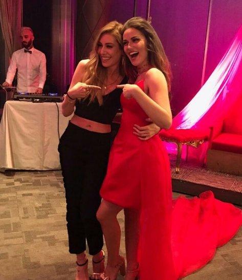 Fahriye Evcen kına gecesi yaptı