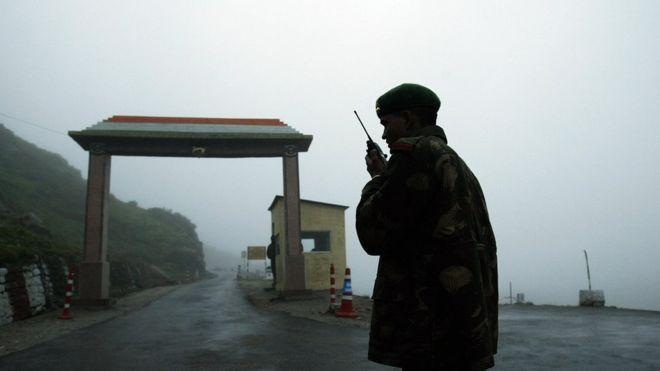 Çin ile Hindistan arasında Sikkim gerilimi