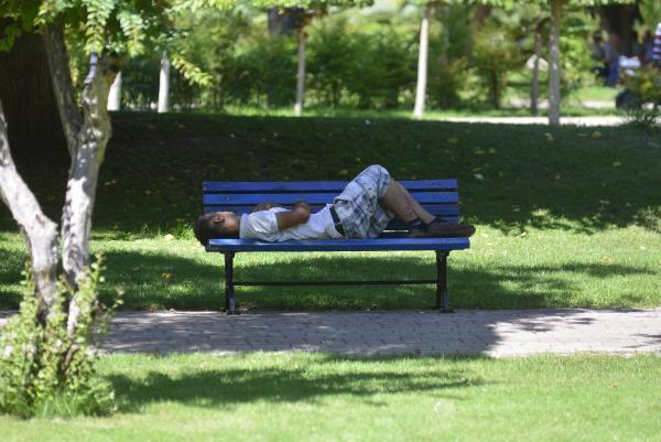 Adana'da termometreler 49 dereceyi gösterdi