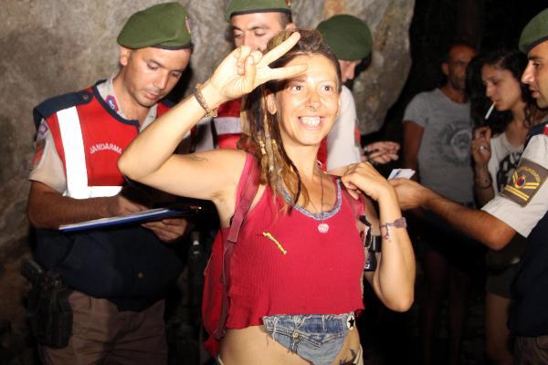 Jandarma, Muğla'da uyuşturucu aradı