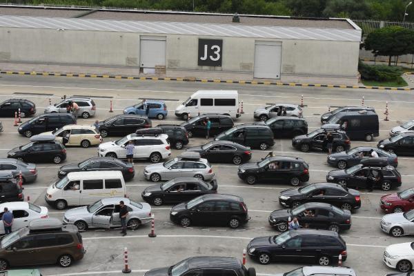 Gurbetçilerin 'memleket' yolculuğu