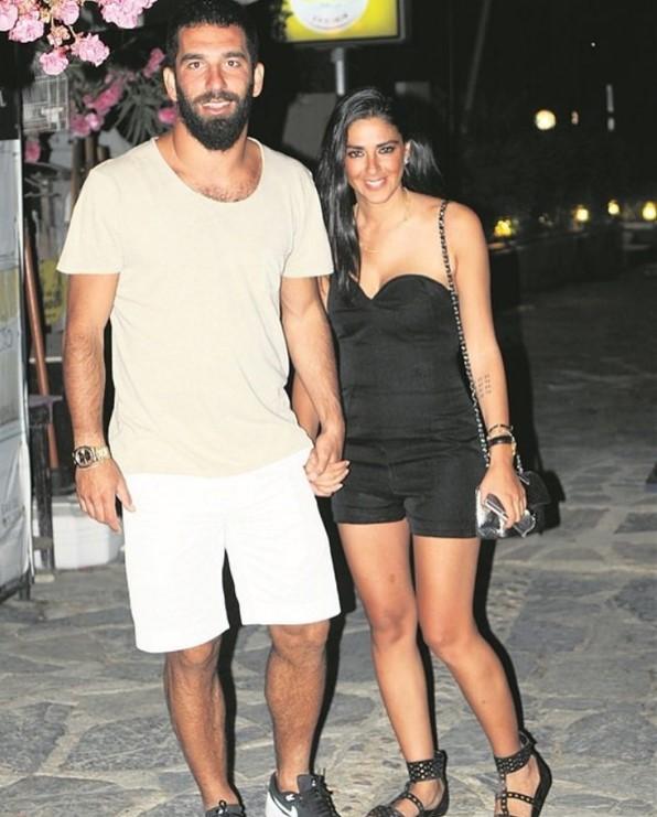 Aslıhan Doğan yüzünü gerdirdi