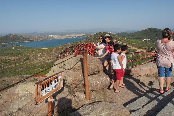 'Şeytan Sofrası' sıcaktan kaçış noktası oldu