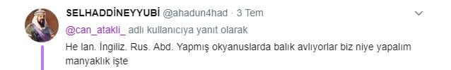 Can Ataklı'dan komik uçak gemisi paylaşımı