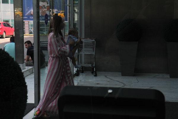 Gülşen'in ana kucağı