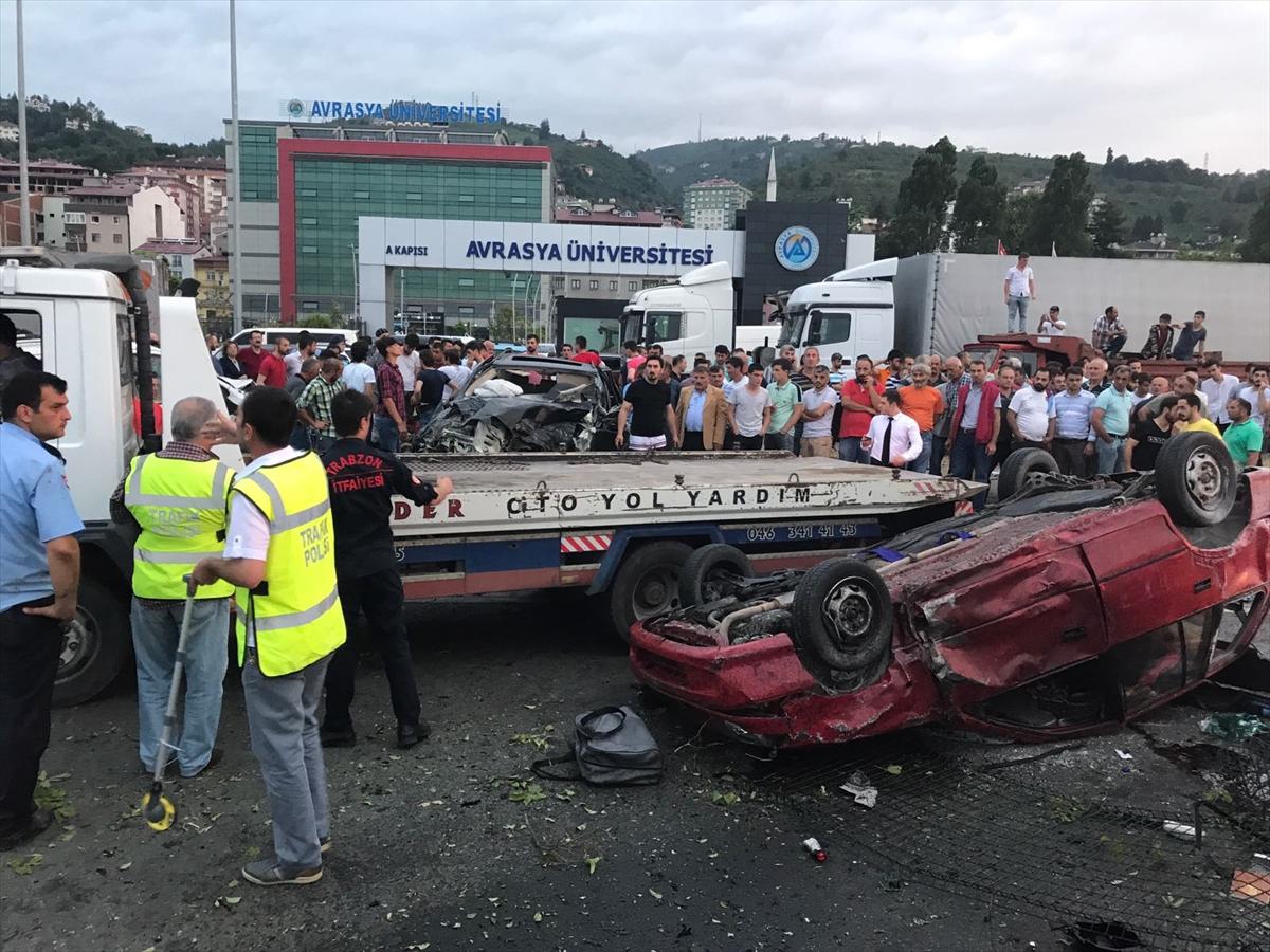 Trabzon'da zincirleme trafik kazası: 3 ölü, 7 yaralı