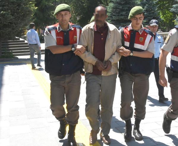 17 yaşındaki kızı, babası hamile bıraktı