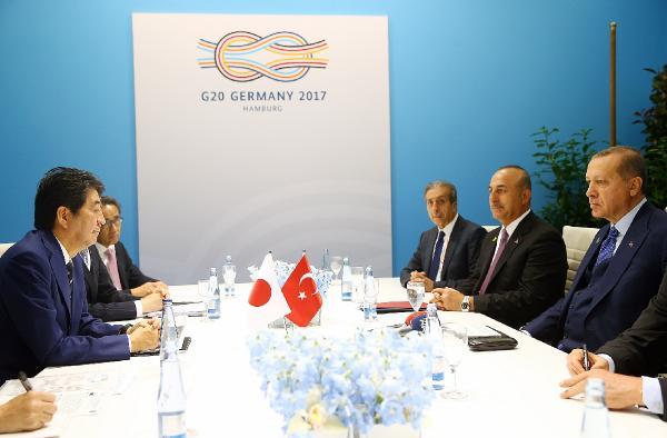 Erdoğan, Japonya Başbakanı Abe'yle görüştü