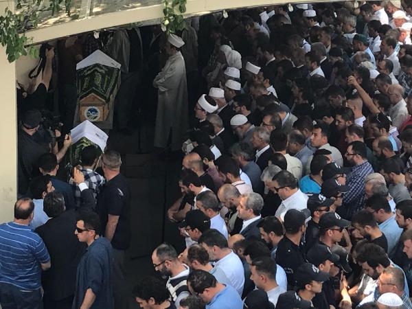 Sakarya'daki vahşetin kurbanı Suriyeli anne-oğla veda