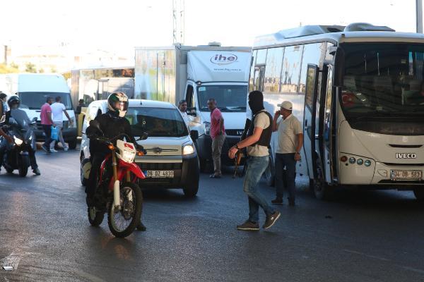 Okmeydanı Kavşağı'nda şüpheli pankart alarmı