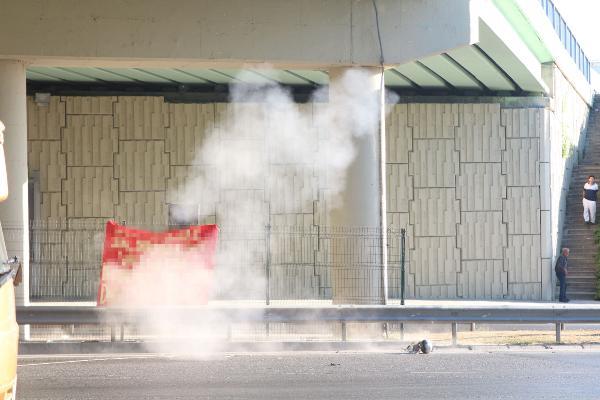 Okmeydanı Kavşağı'nda şüpheli pankart alarmı