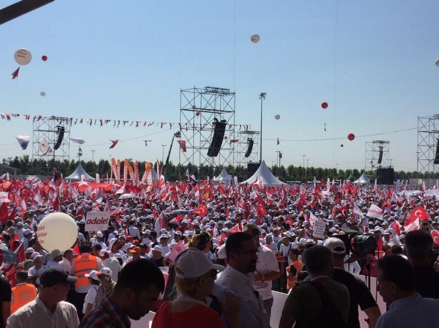 CHP'nin en kalabalık İstanbul mitingi gerçekleşti