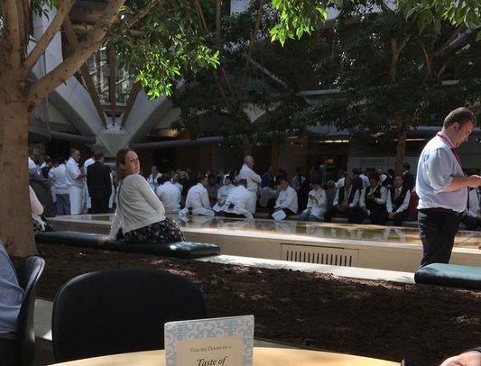 İngiltere parlamentosunda yangın alarmı