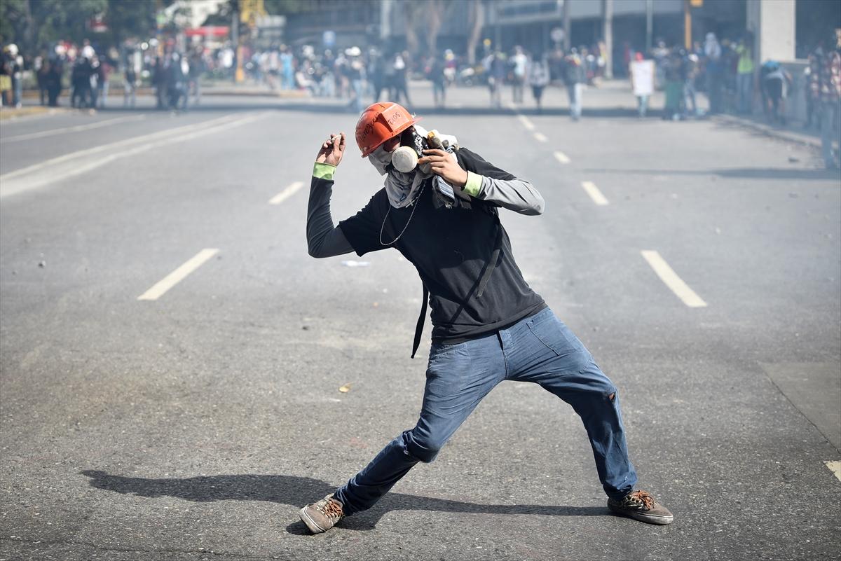 Venezuela'da gösteriler devam ediyor