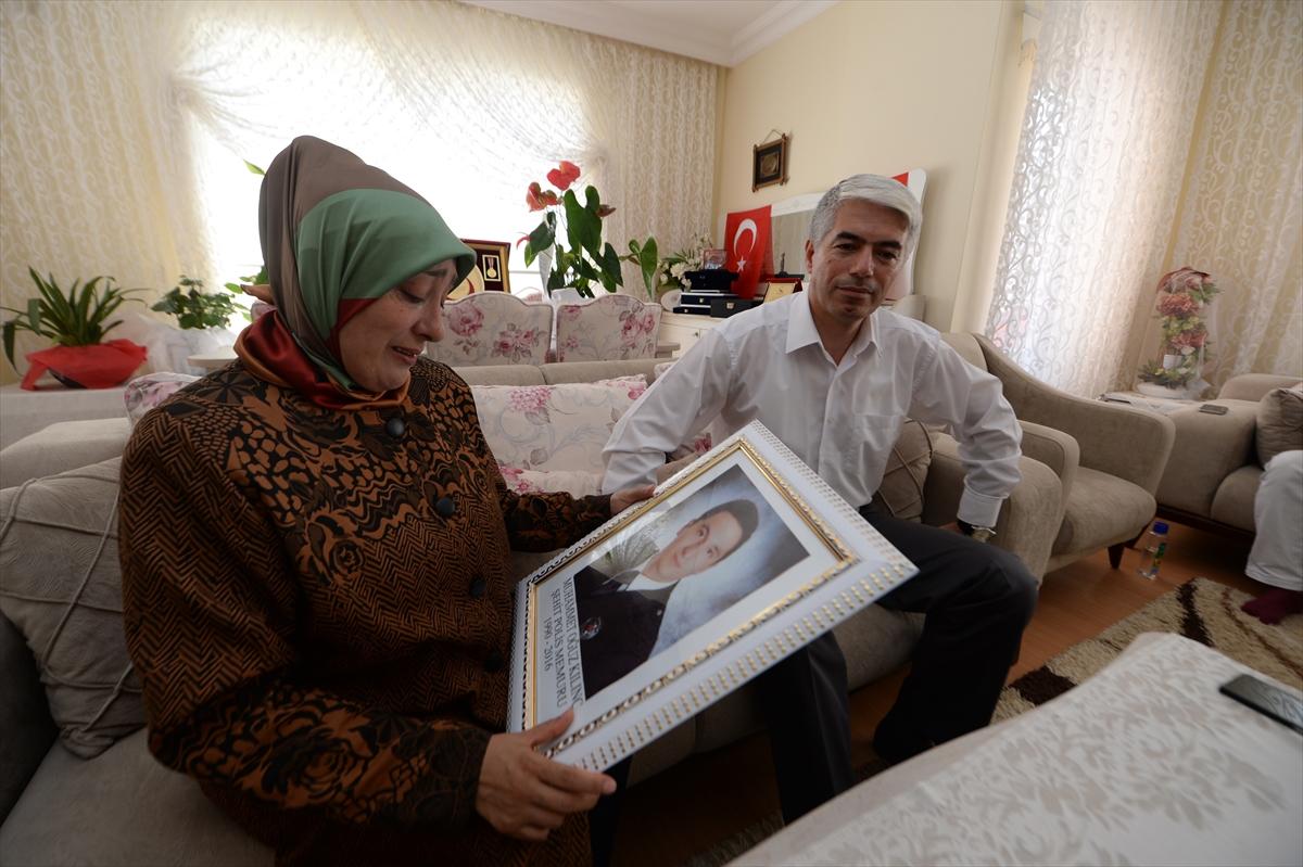 Darbe girişiminde şehit düşen gencin ailesi konuştu