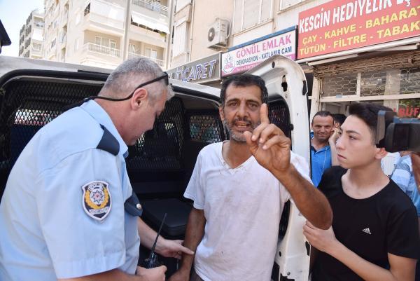 Vatandaşların 'kapkaççıyı dövelim- dövmeyelim' kavgası