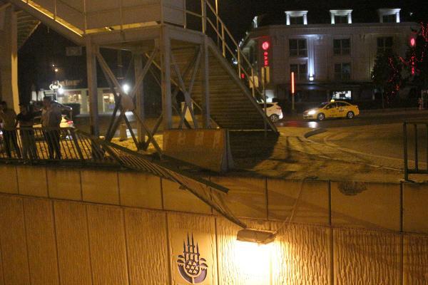 Üsküdar'da taksi alt geçide düştü: 3 yaralı