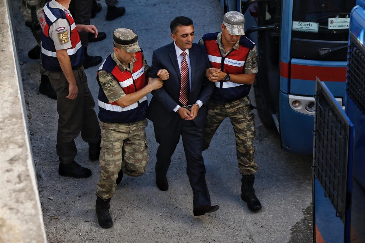 Millet, FETÖ'cü darbeciler için idam istiyor