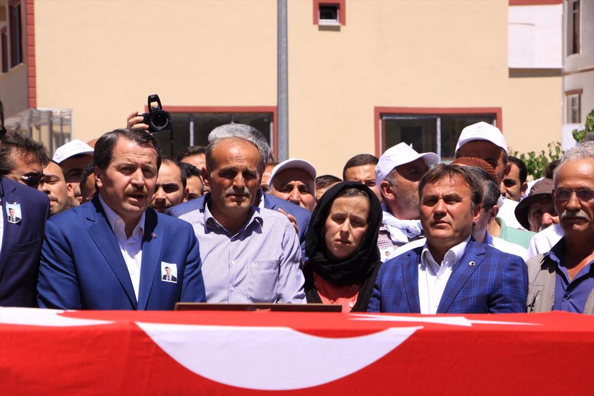 Şehit öğretmen Necmettin Yılmaz son yolculuğuna uğurlandı