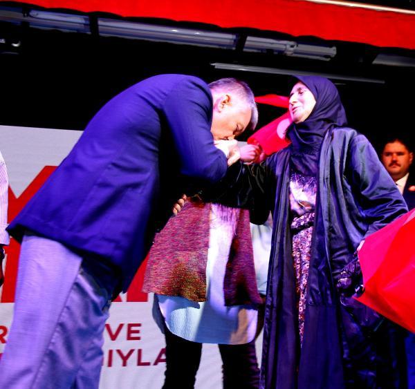 Şehit annesinden FETÖ'cülere zincirli tepki