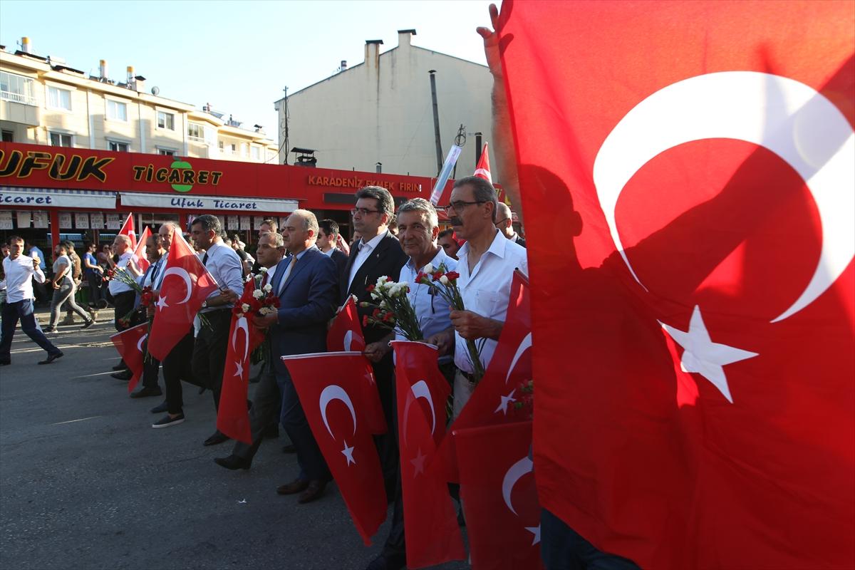 CHP Tunceli'de şehitler için yürüdü