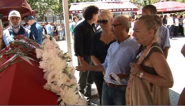 Şoför Nebahat Sezer Sezin son yolculuğuna uğurlandı