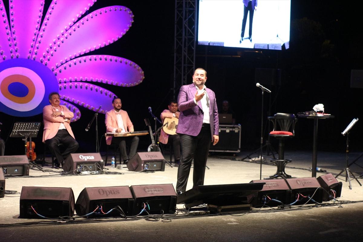 Ata Demirer Bodrumlularla buluştu