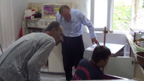 Kahramanmaraş'ta bir evde 3 saat yılan arandı