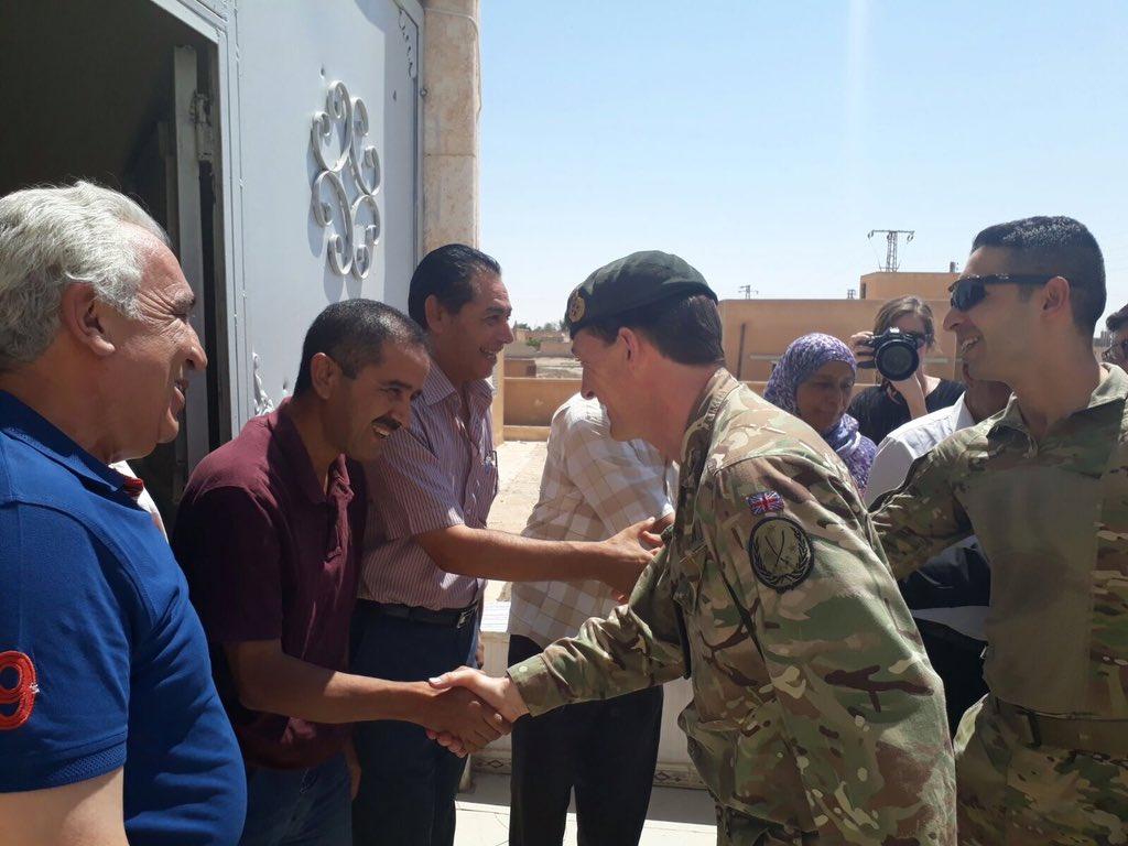 İngiliz komutan YPG ziyaretinde