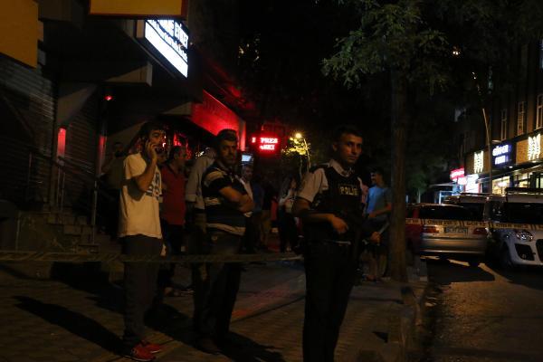 Bahçelievler'de kayınbirader-enişte kavgası: 3 yaralı