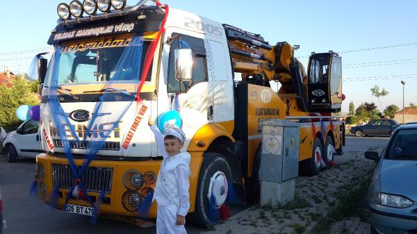 Vinç, sünnet arabası oldu