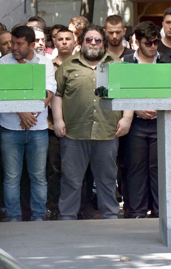 Silahlı kavgada iki oğlu ölen baba tutuklandı