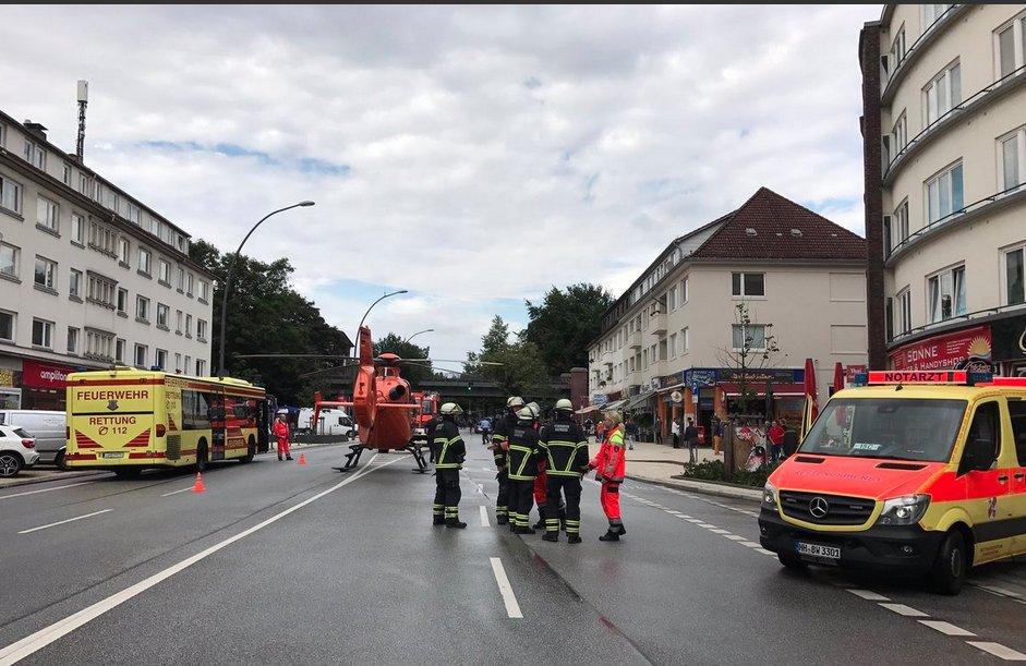 Hamburg'da bıçaklı saldırı