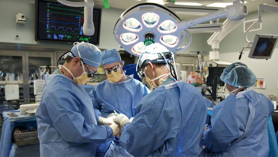 Çinli kadın borcunu ödememek için estetik yaptırdı