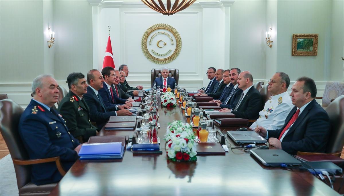 Başbakan'ın YAŞ'taki ilk açıklamaları