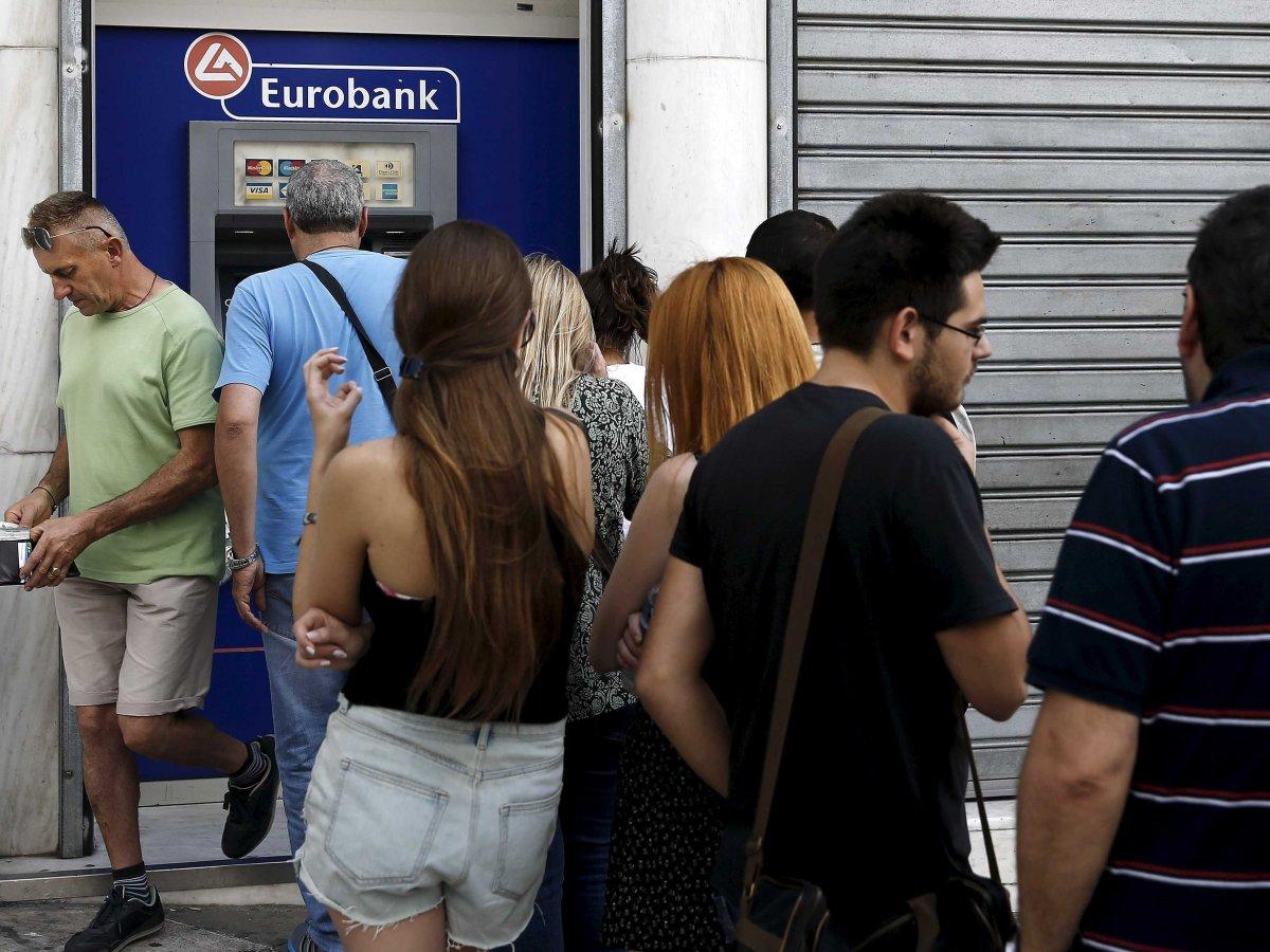 Yunanistan'da sermaye kontrolleri hafifliyor