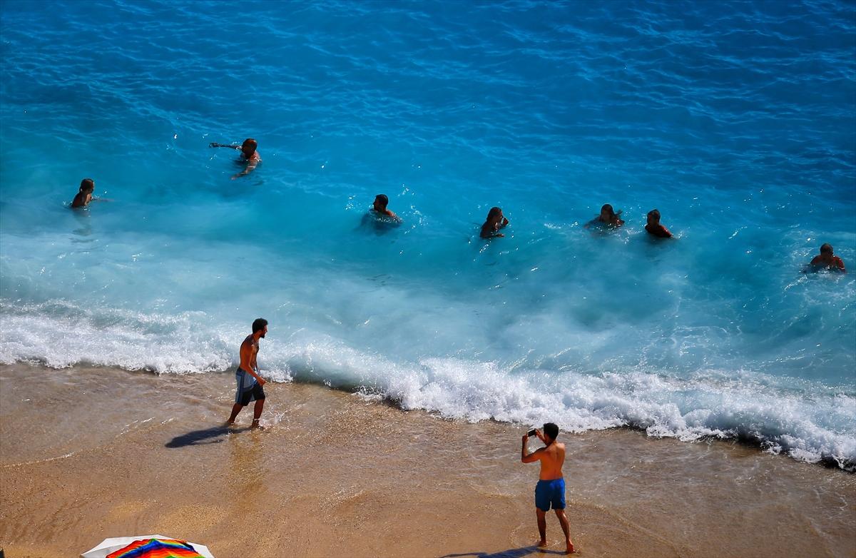 Turistlerin gözü Kaş'ta