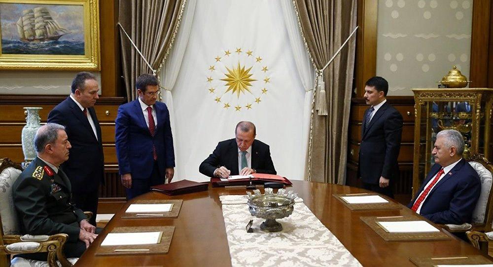 YAŞ sonrası FETÖ mağduru 8 albaya terfi