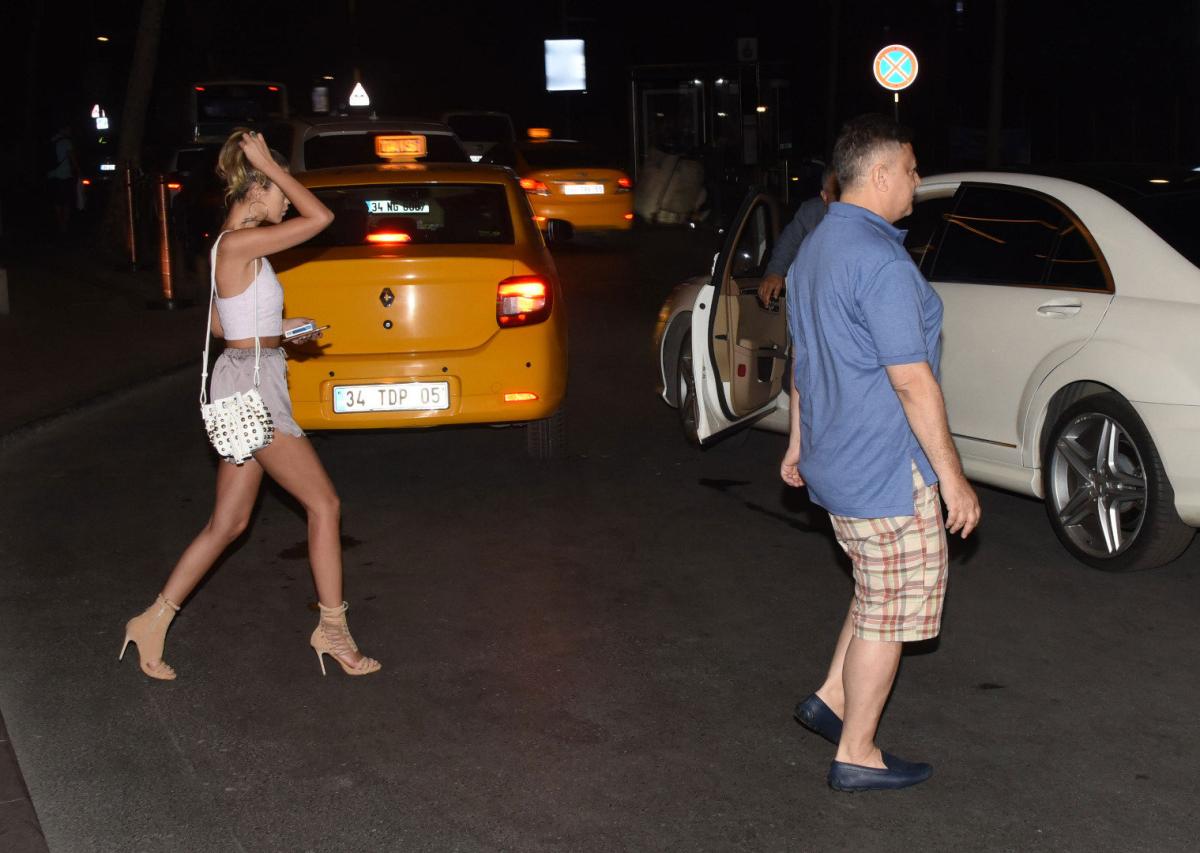 Mehmet Ali Erbil çapkınlık turunda