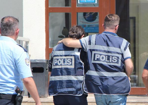 Tartıştığı arkadaşını tabancayla öldürdü