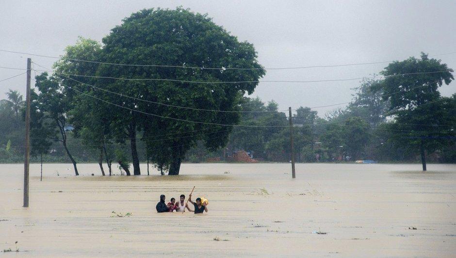 Nepal'de heyelan etkili oldu