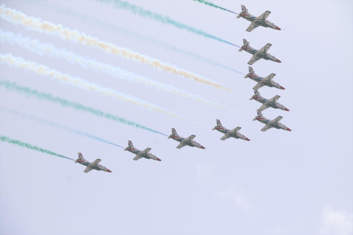 Pakistan'da milli bayram kultamaları